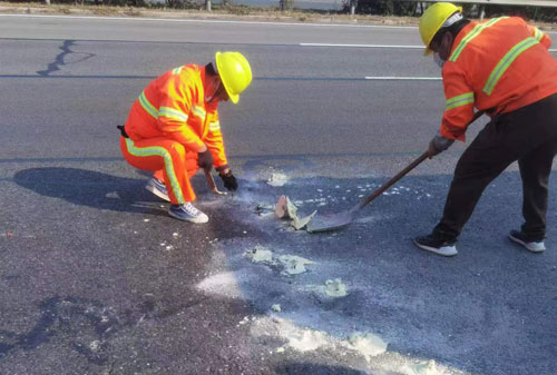 南岗公路下沉注浆加固